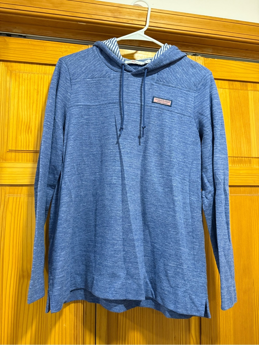 Vineyard Vines Women’s Heathered Blue Pullover Hoodie